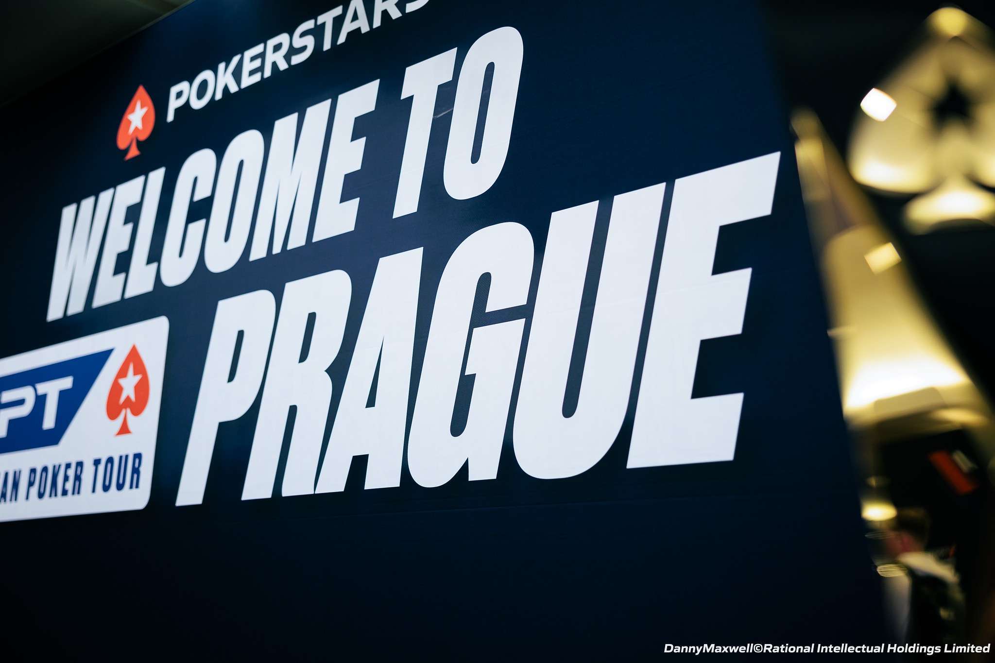 découvrez les enjeux des jeux d'argent lors de l'ept prague : analyse, conseils et perspectives sur cet événement majeur du poker en europe.